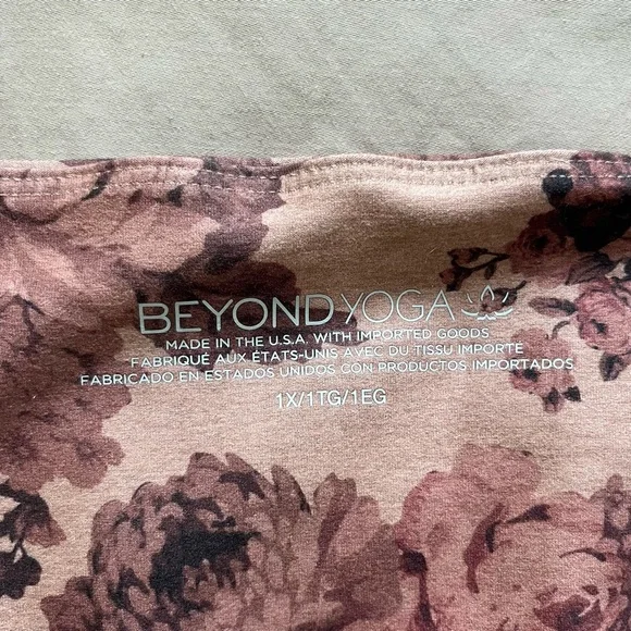 Beyond Yoga crop tank - Picture 2 of 2